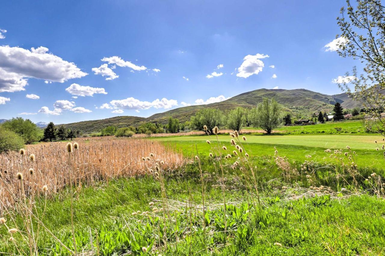 Peaceful Midway Studio With Mountain And Golf Views! Zewnętrze zdjęcie